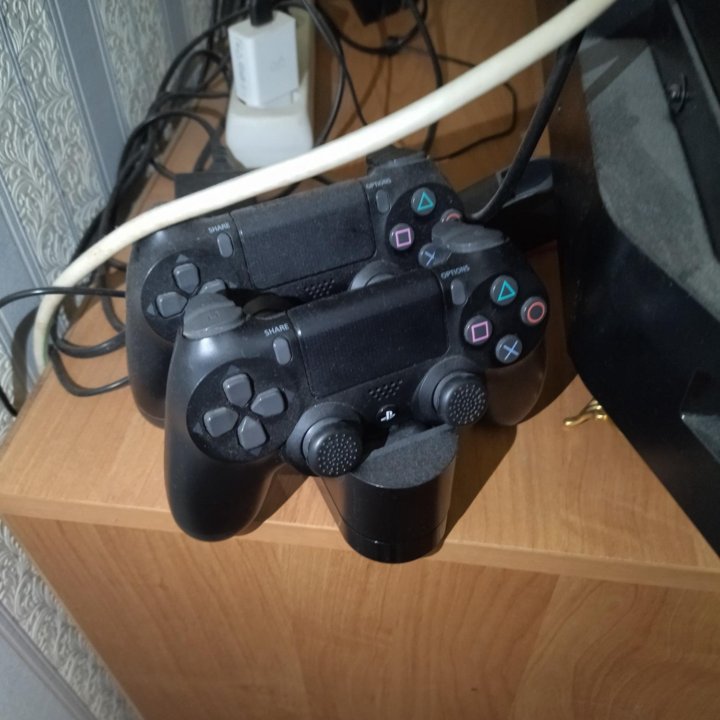 Sony PS4 pro 1 tb