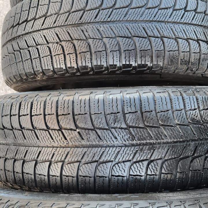 Шины зимние липучка б-у Michelin 195-65R15 4-2-1шт