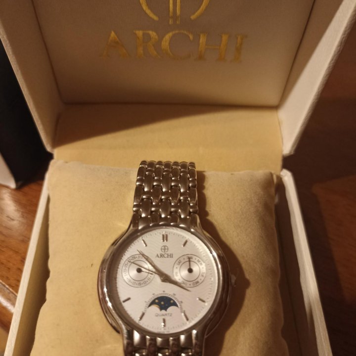 Часы наручные