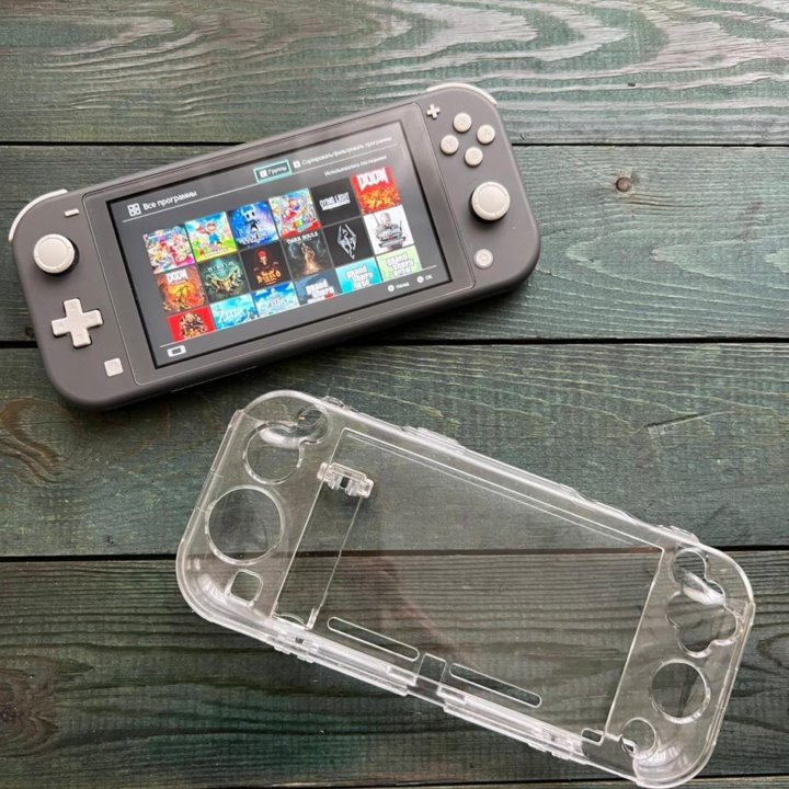 Nintendo Switch Lite + много игр