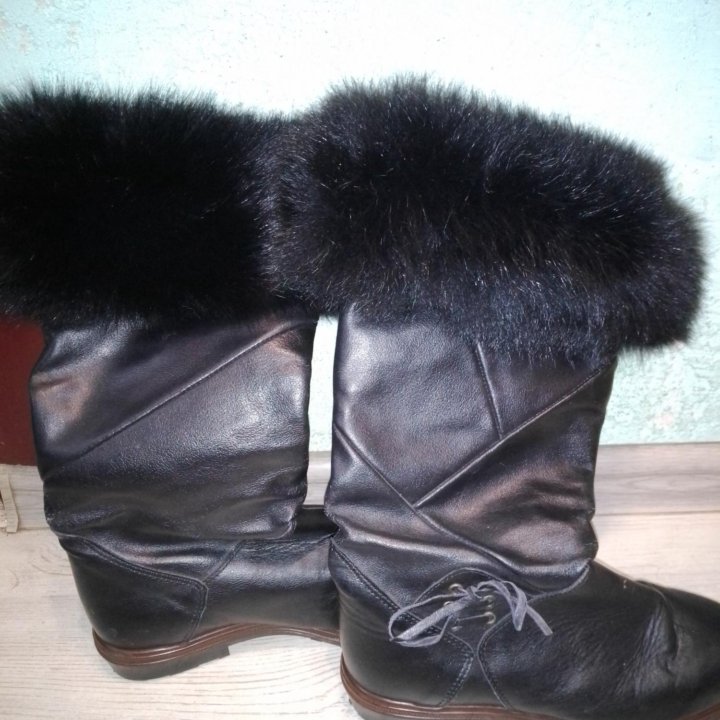 Кожаные сапоги