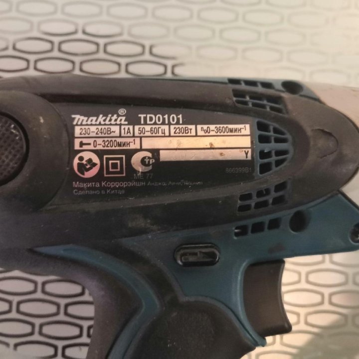 Ударный шуруповёрт Makita TD0101