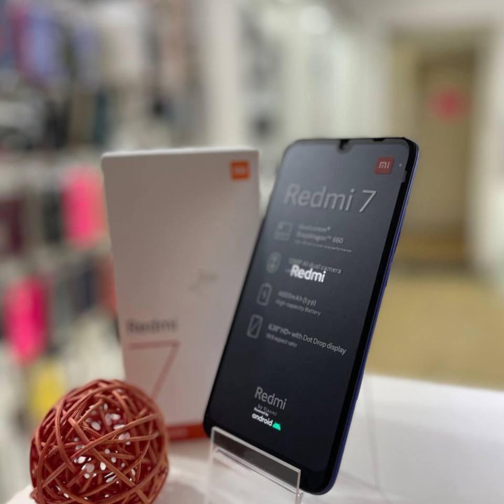 Redmi 7 4/64 Gb (новый, гарантия)