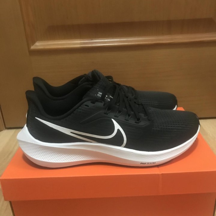 Кроссовки Nike Pegasus 40