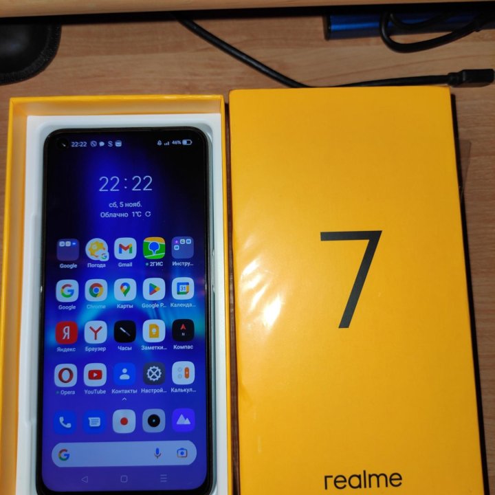 Смартфон Realme 7