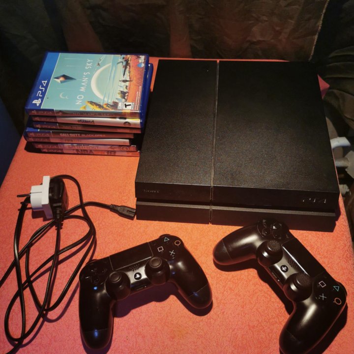 Sony PS4 + 57 игр