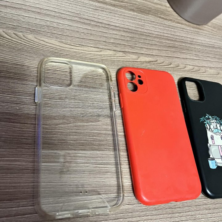 Чехлы на IPhone 11
