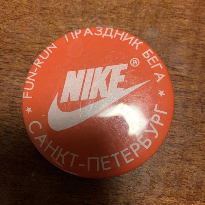 Значок Найк Nike