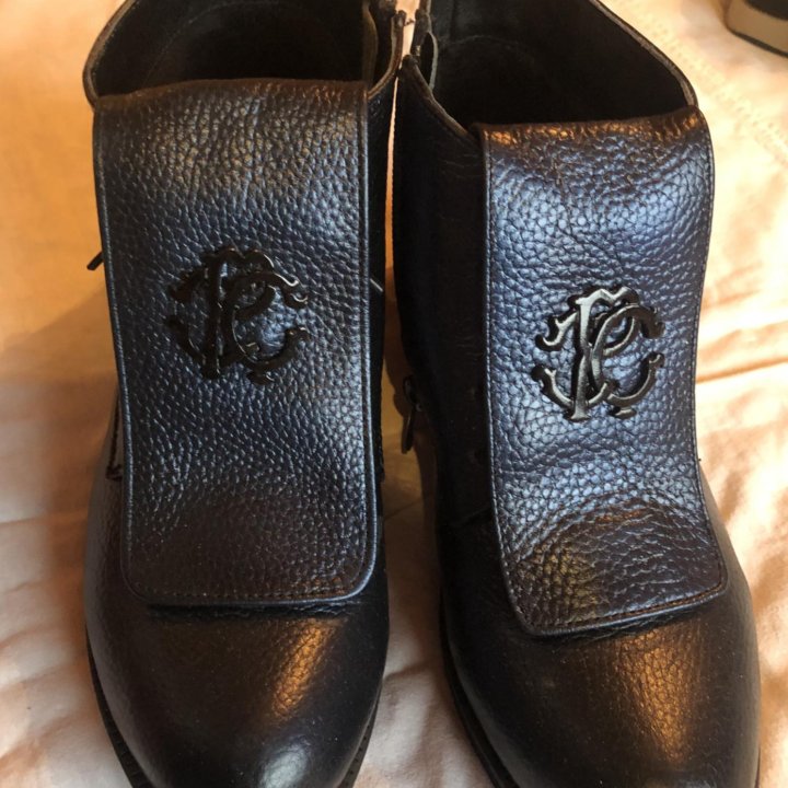 Ботинки осенние