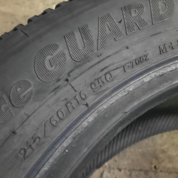 215/60R16 Yokohama Ice Guard F700Z (Лот №5543)