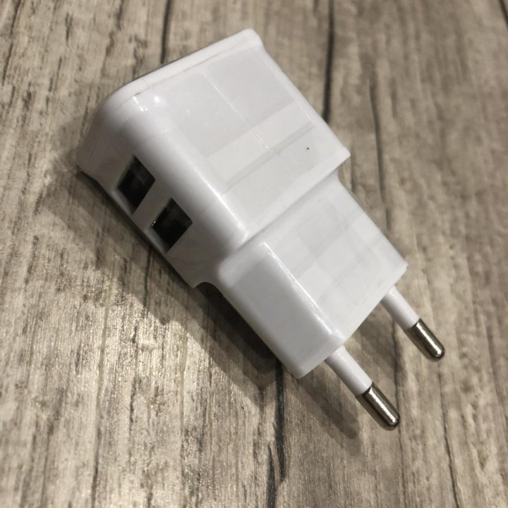 Travel charger (адаптер usb)