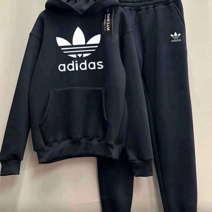 Спортивные костюмы adidas