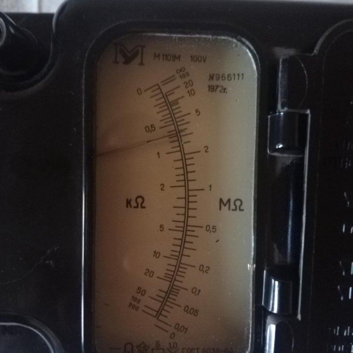 Мегаомметр М1101М на 100 V, в отличном состоянии