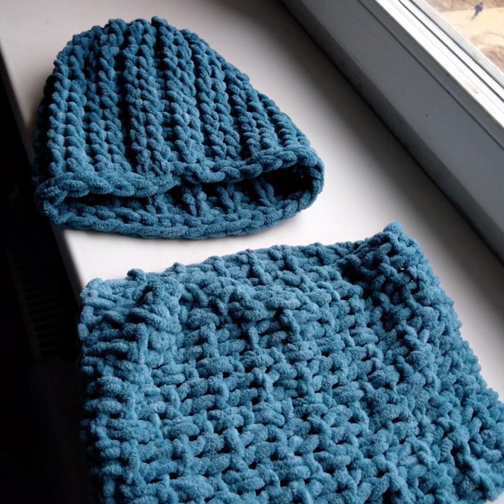 Шапка и снуд