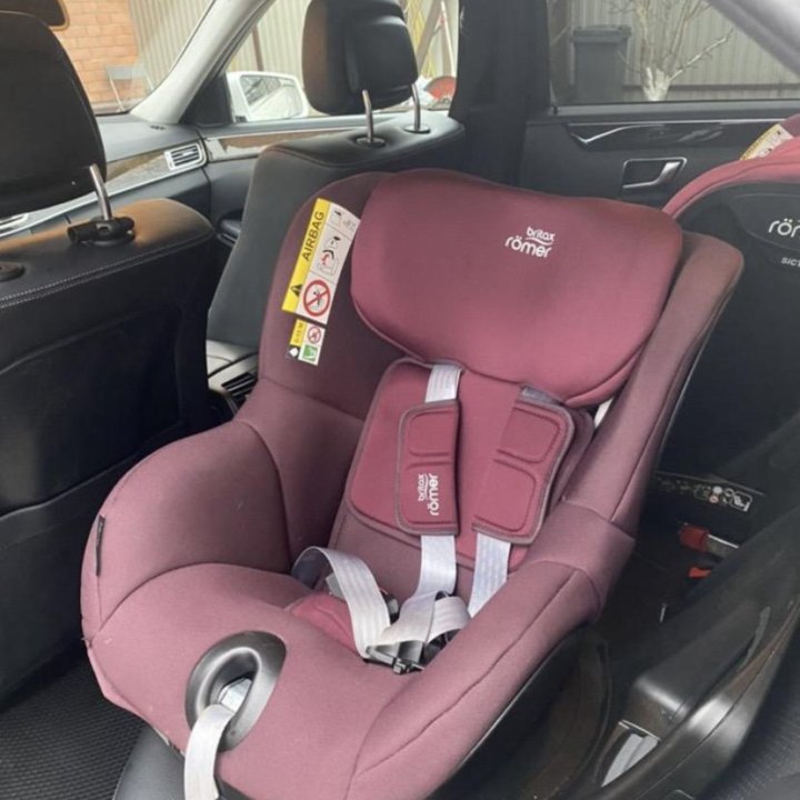 Автокресло britax romer dualfix m i size