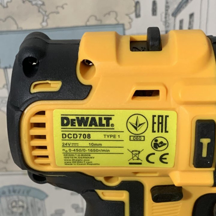 Ударная дрель безщеточная DeWALT 24/3