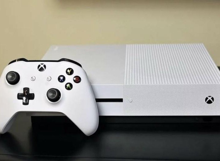 Xbox One S 1Тб