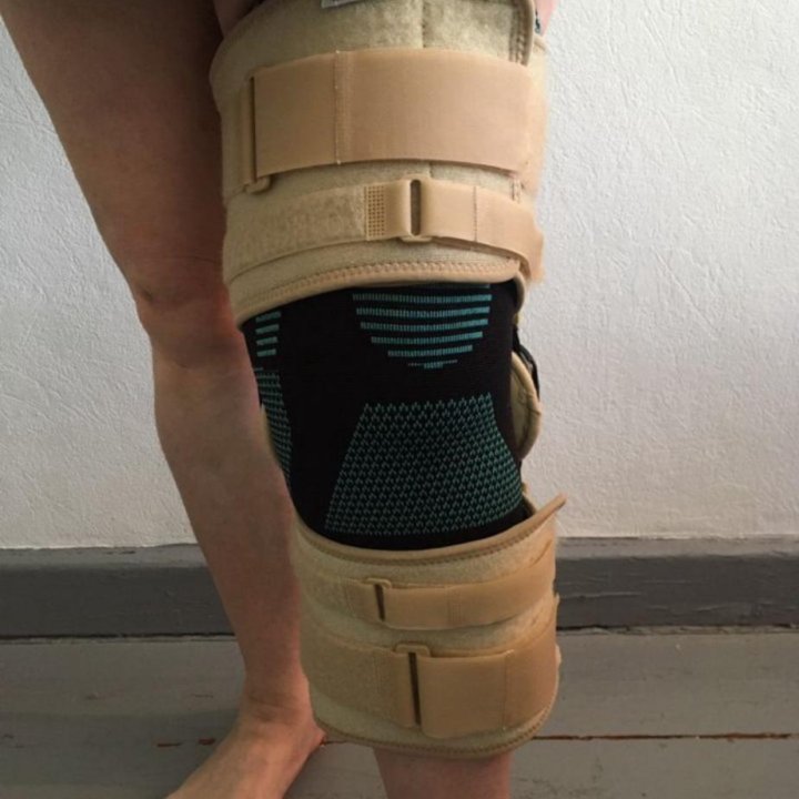 Ортез бандаж на коленный сустав
