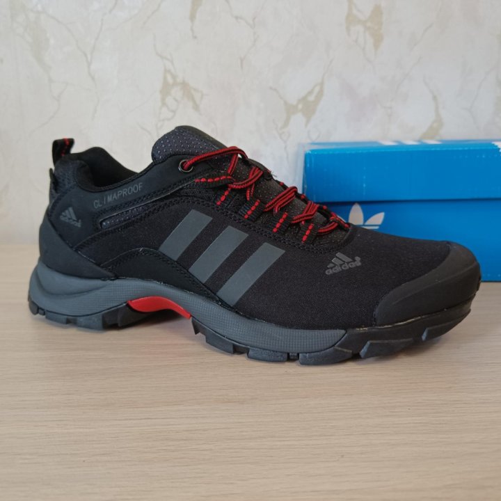 Кроссовки Adidas Climaproof демисезонные