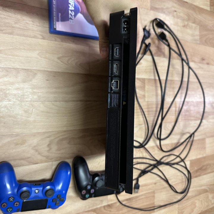 PS4 slim