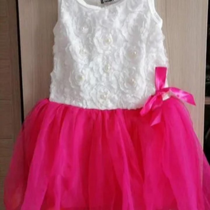 Нарядное платье для девочки