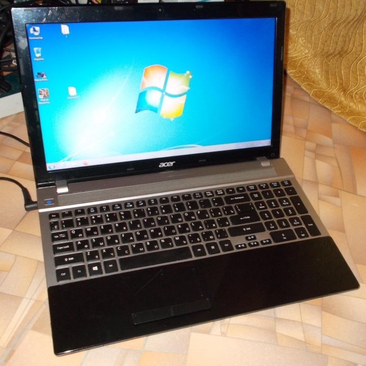 Acer V3-553G A8-4500M, 6Gb, 500Gb, Radeon HD 7670M