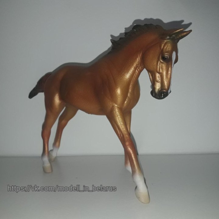 Collecta (breyer) classic лошадь чистокровная