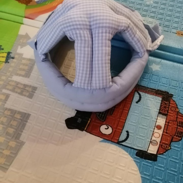 Противоударный шлем для малышей