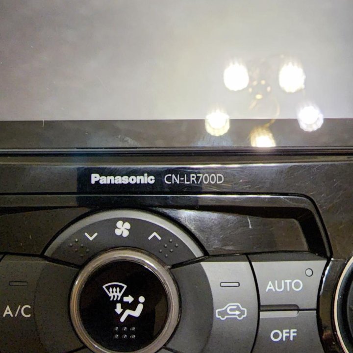 Магнитола Panasonic CN-LR700D