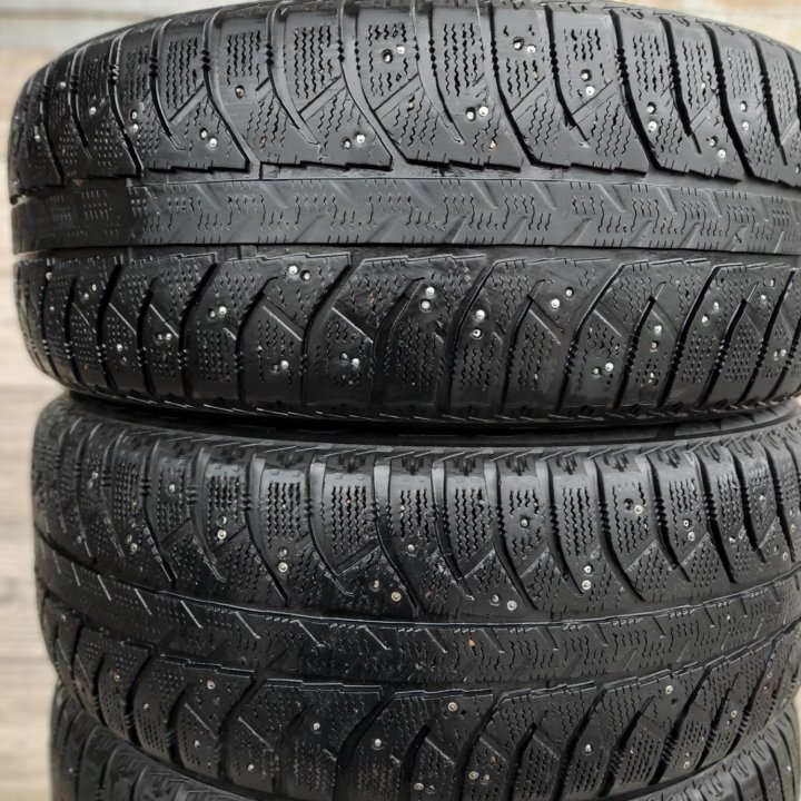 235/55/19, Bridgestone 7000, 4 шт