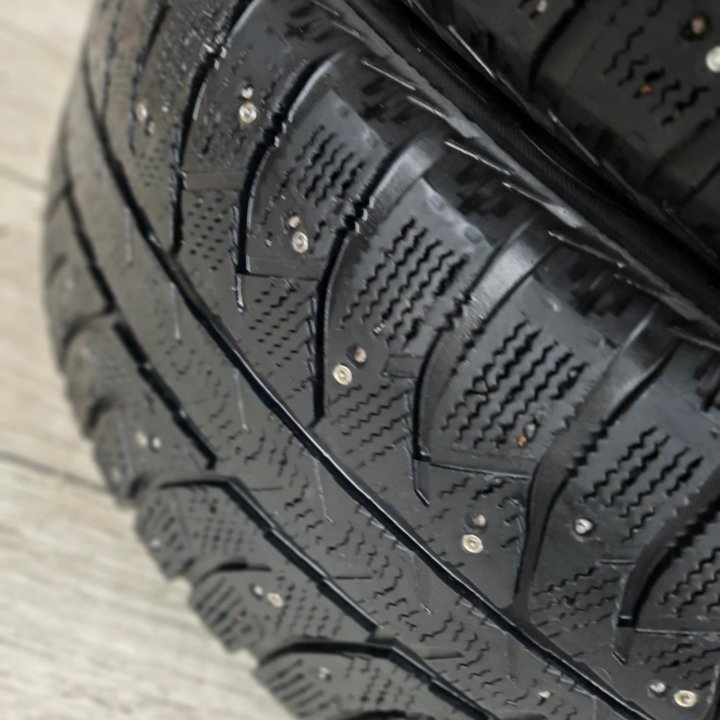 235/55/19, Bridgestone 7000, 4 шт