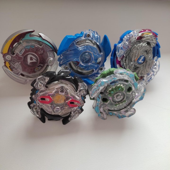 Волчки Beyblade