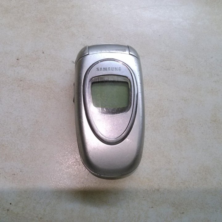 Сотовый Samsung SGH-X460