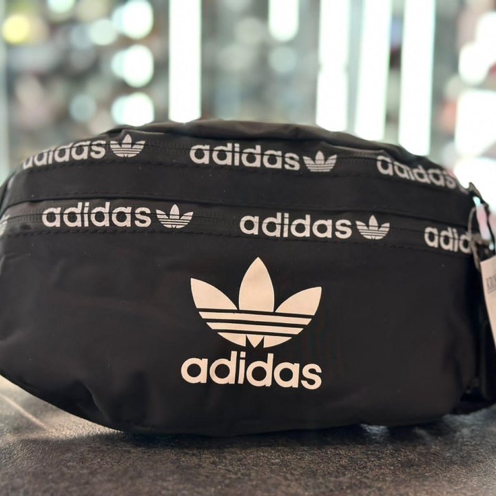 Бананка Adidas