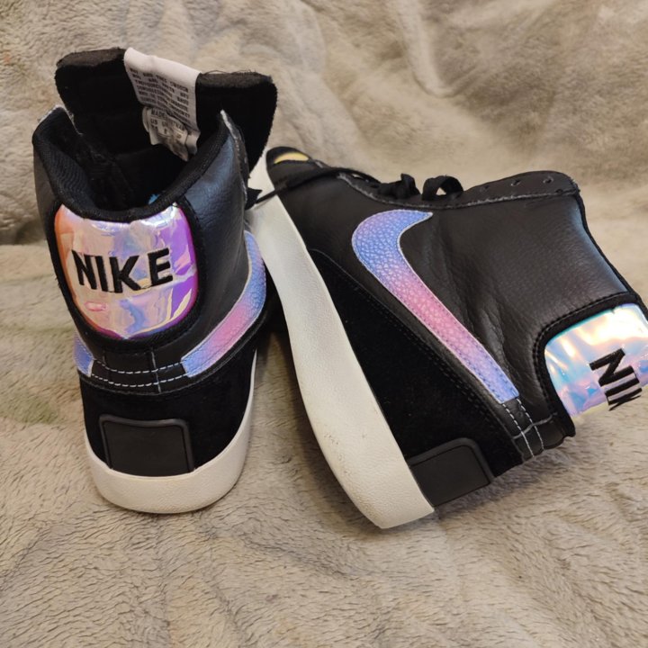 Ботинки 41-42