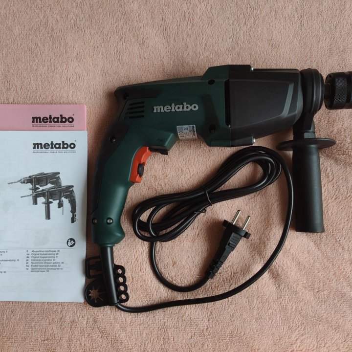 Продам ударную дрель Metabo SBE 760 (новая)