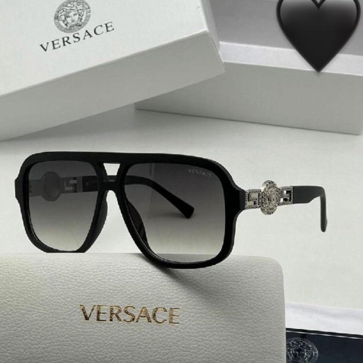 солнцезащитные очки Versace