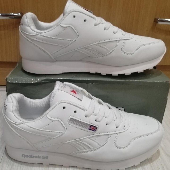 Кроссовки Reebok новые