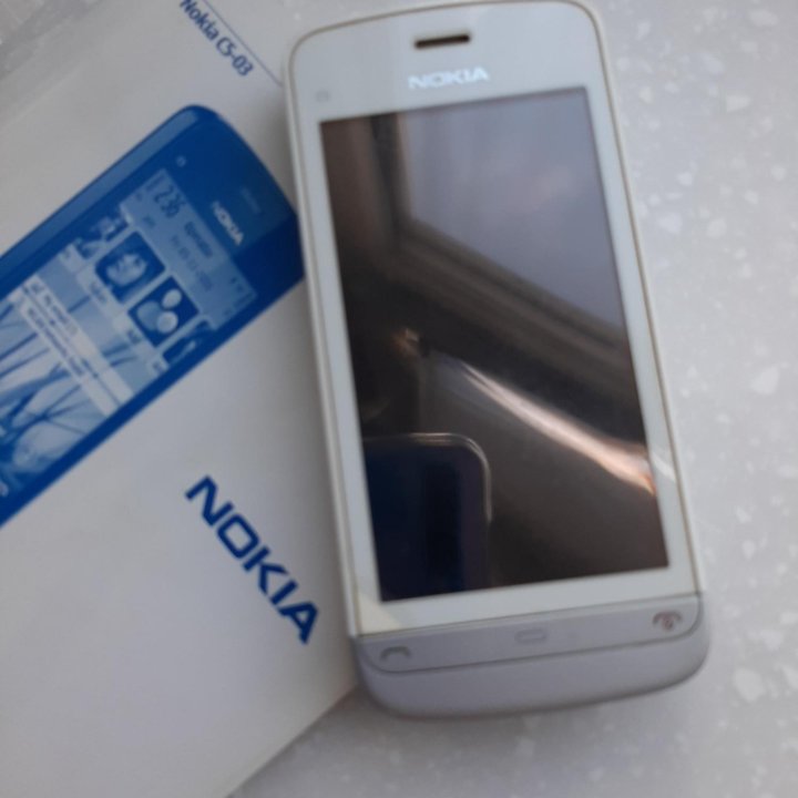 Телефон Nokia С5-03