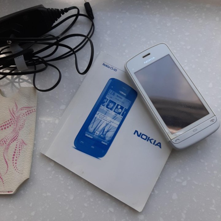 Телефон Nokia С5-03