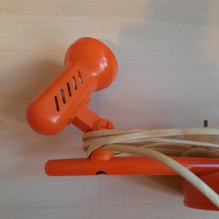 Светильник