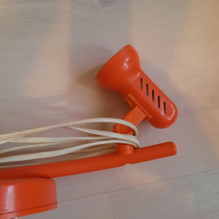 Светильник