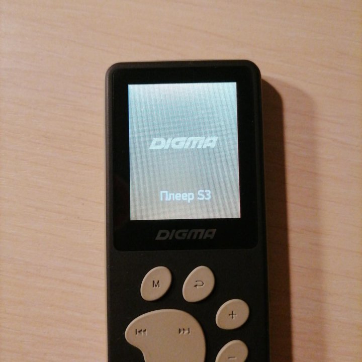 Digma S3