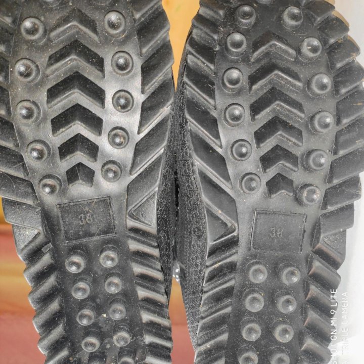 Сапоги с рисунком снежинка