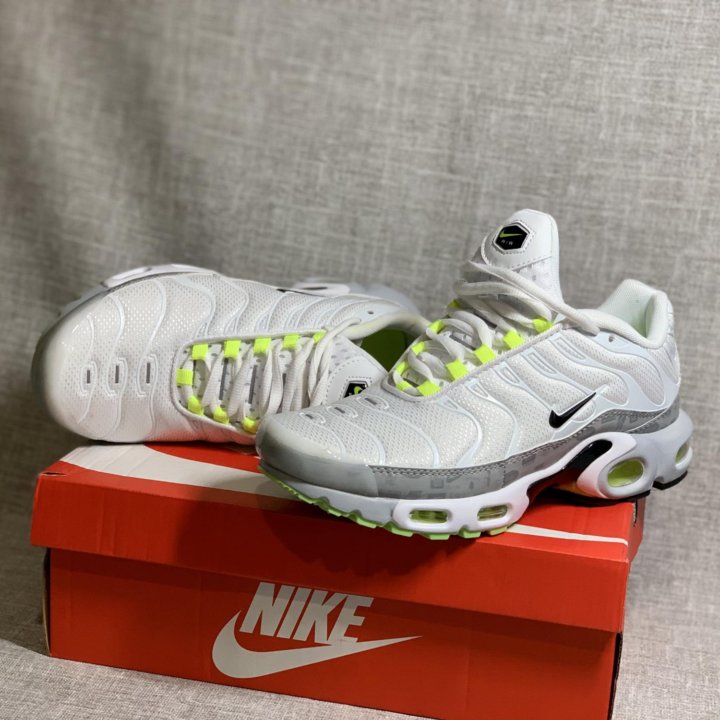 Кроссовки Nike Air Max Plus Tn