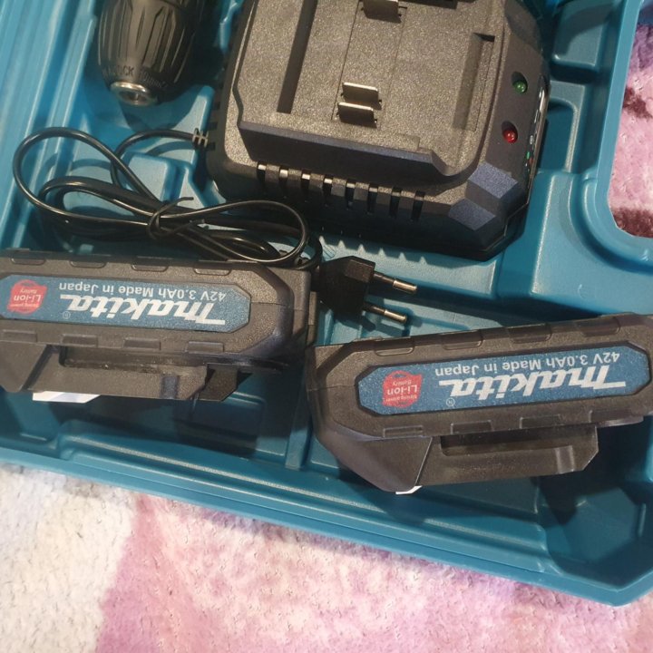 Шуруповерт Makita 38 Бесщеточный