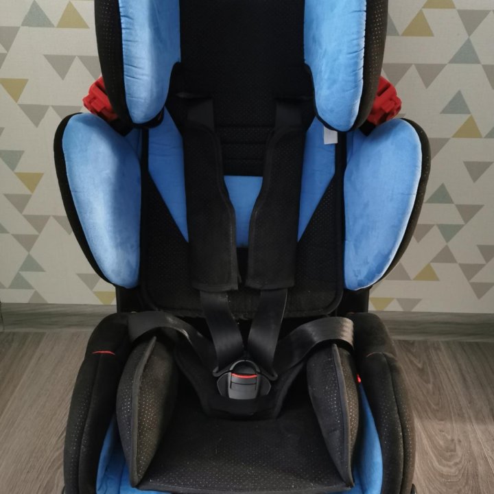 Автокресло Recaro Young Sport