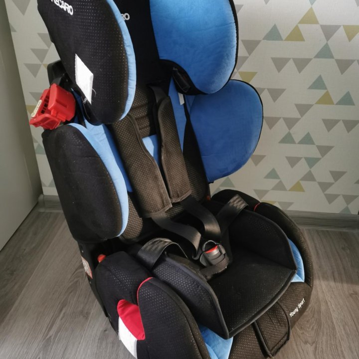 Автокресло Recaro Young Sport