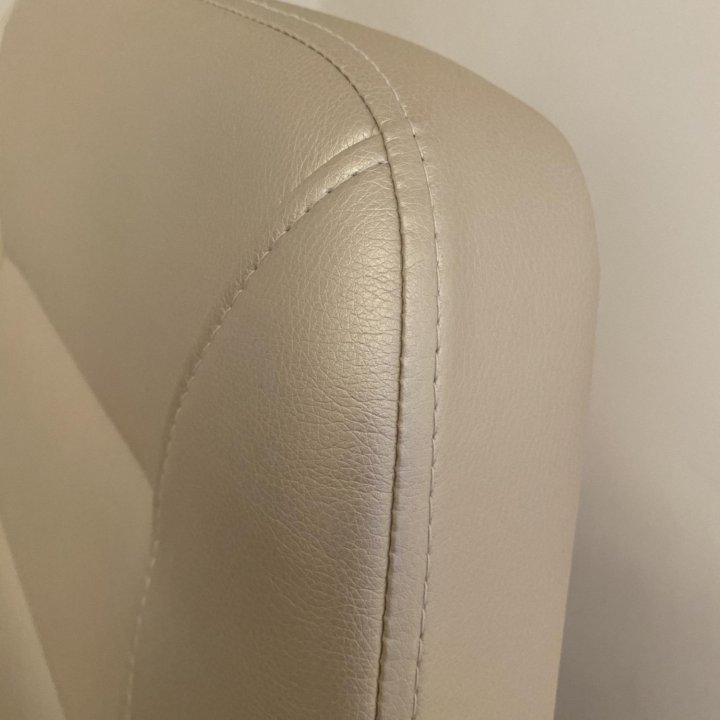 Кушетка косметологическая