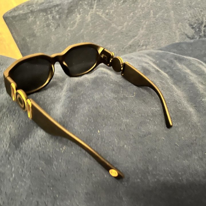 Очки солнечные